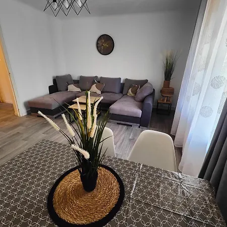 Apartman Grand F3 Lumineux 55 M Proche Centre, Plages, Balcon, Clim