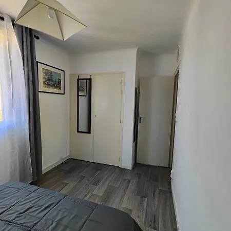 Grand F3 Lumineux 55 M Proche Centre, Plages, Balcon, Clim Apartman