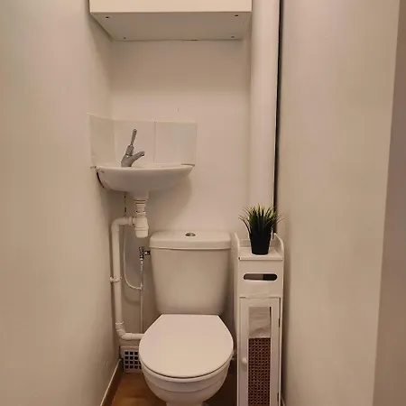 Grand F3 Lumineux 55 M Proche Centre, Plages, Balcon, Clim