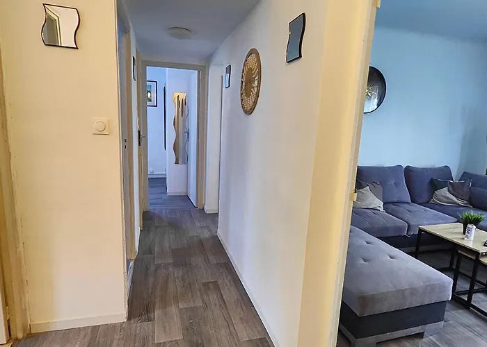 Grand F3 Lumineux 55 M Proche Centre, Plages, Balcon, Clim Apartamento